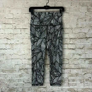 Lululemon Women's Size 4 Wunder Under Crop Rolldown Banana Leaf Black White Yoga